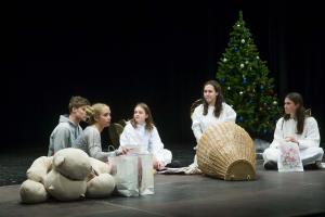 001 Miklavz in prizig luck Foto atelje Postojna